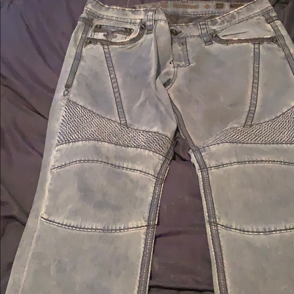 SZ 40 Rock Revival Jeans